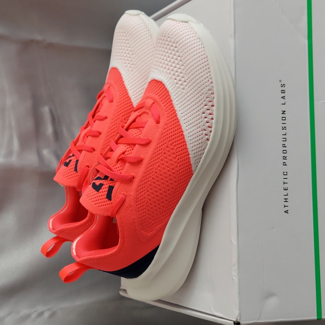 Apl Sneakers, Size 8.5 Techloom Dream, Ivory Magenta, Royal Navy, New In Box!!!